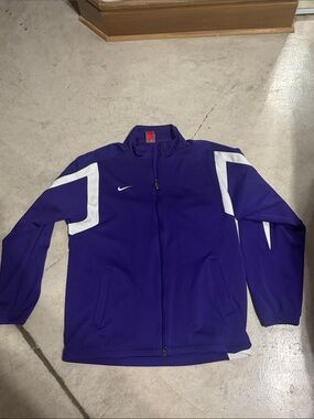 Nike Men's Purple Windbreaker Jacket with White Accents